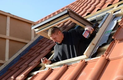 Pose de fenêtres de toit Velux à Vira